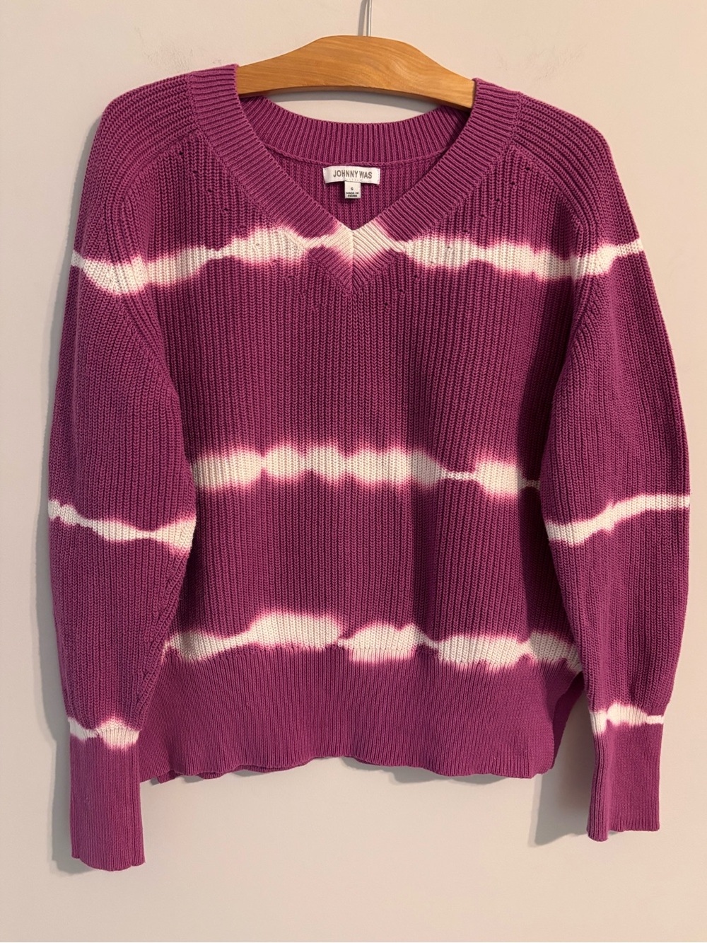 Johnny Was Vneck tie dye cotton sweater